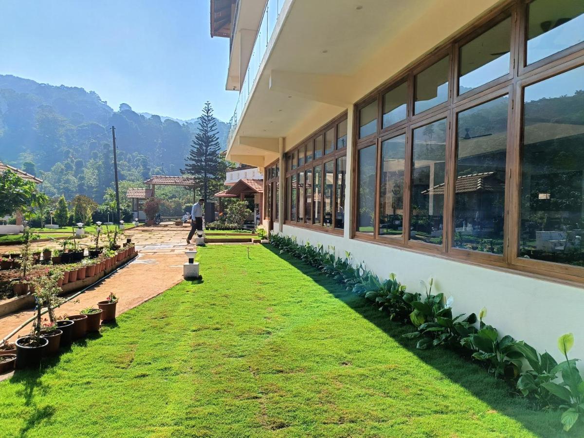 Hill Crest Resort - Coorg Madikeri Extérieur photo