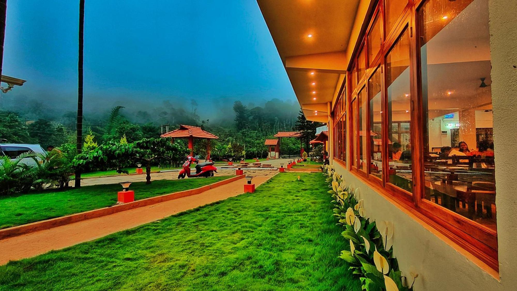 Hill Crest Resort - Coorg Madikeri Extérieur photo