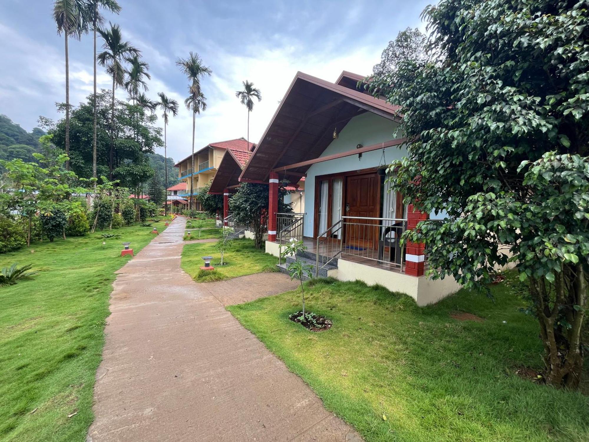Hill Crest Resort - Coorg Madikeri Extérieur photo